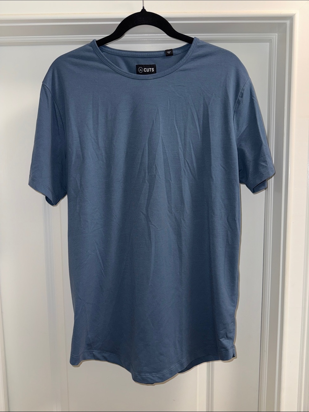 Cuts Clothing AO Curve Hem T-Shirt